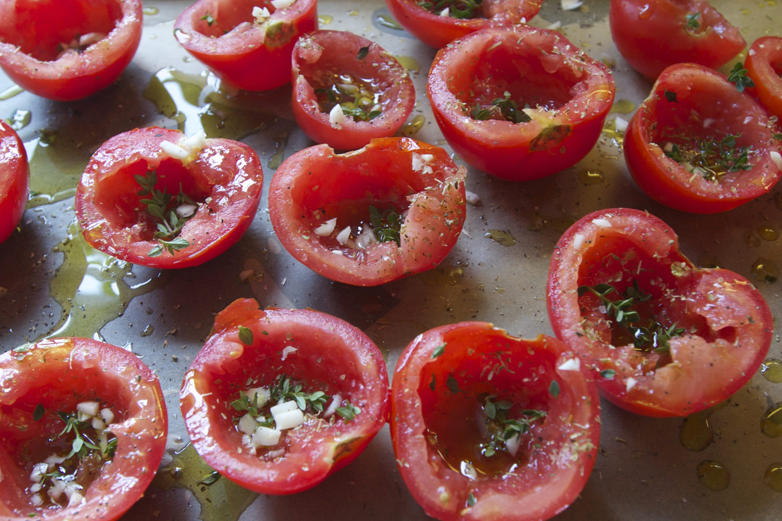 Easy, Kid Friendly Roasted Tomatoes Recipe // Annabode.com