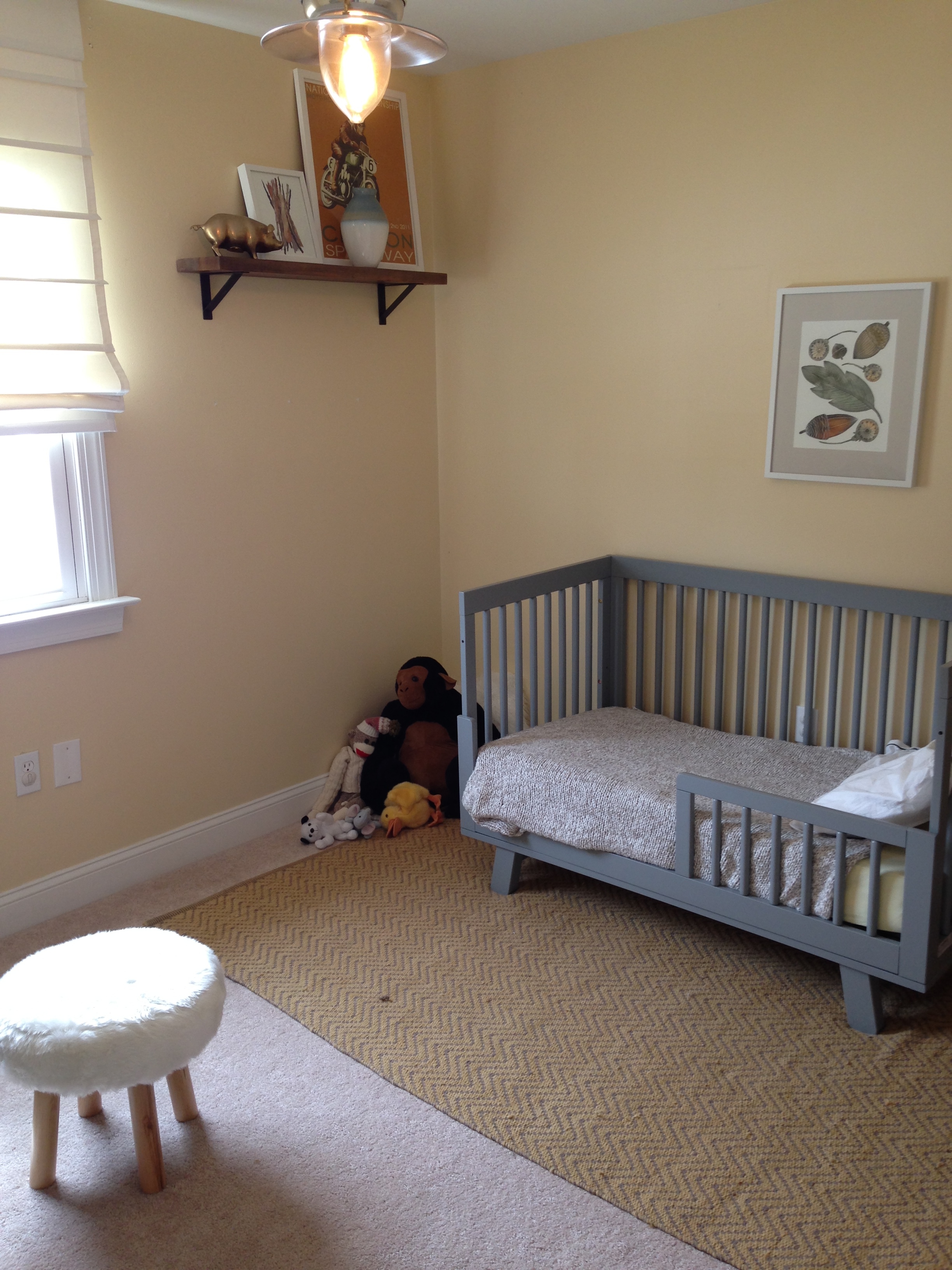 Beige best sale baby room