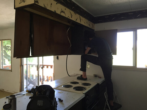 how-to-demo-a-kitchen-the-free-easy-way