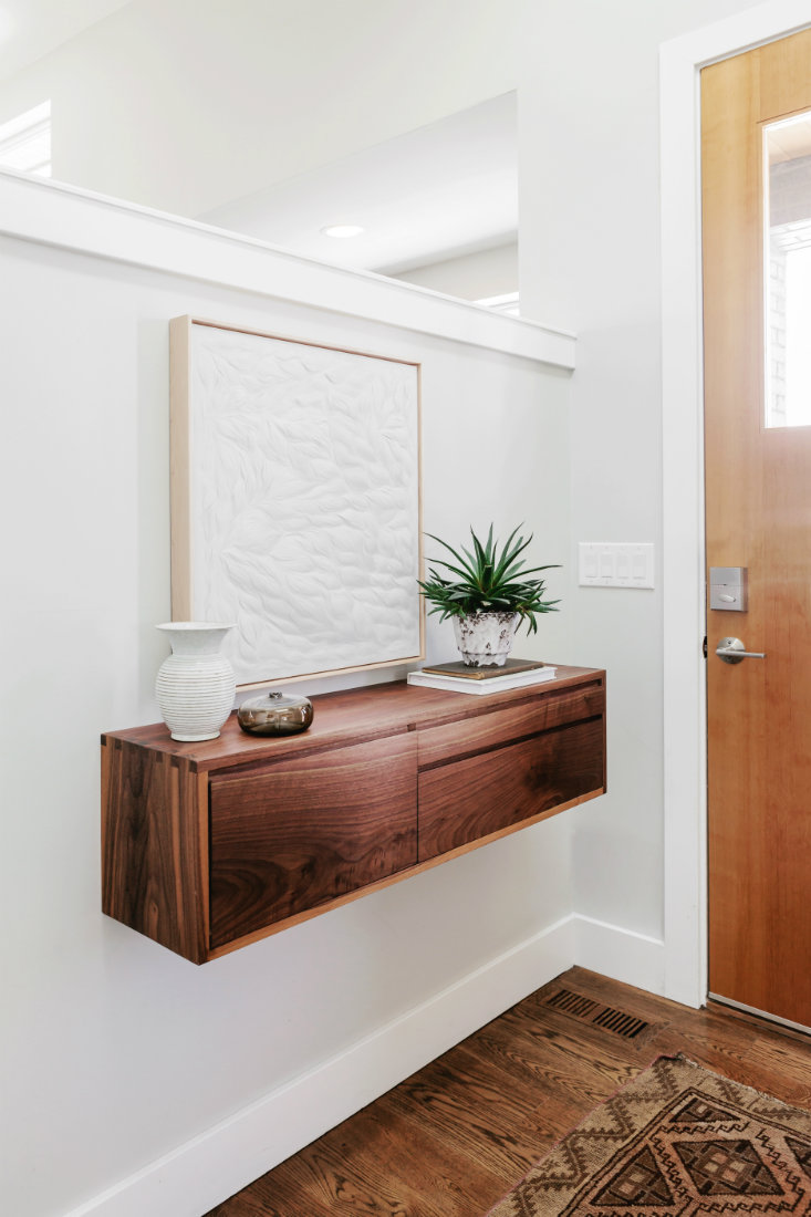 floating-cabinet-front-door-entry-table