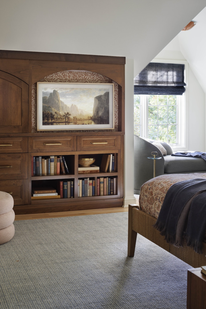primary-bedroom-interior-design-built-in-media-center-frame-tv