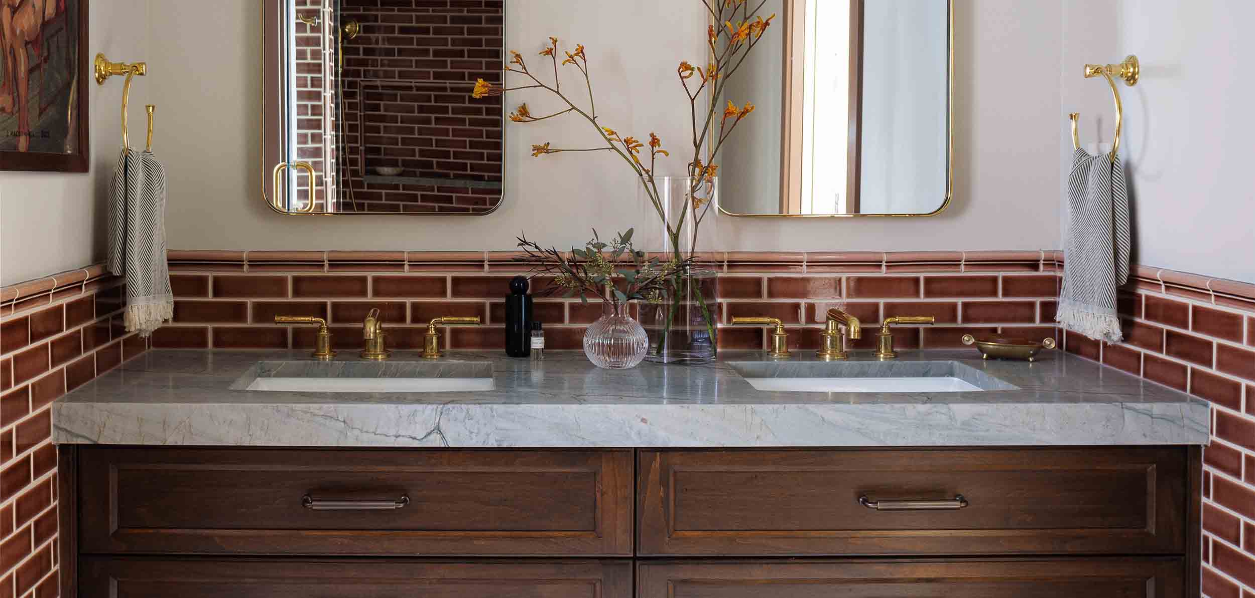 MIXING OLD + NEW DESIGN IN HISTORIC HOMES